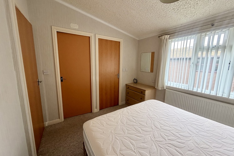 Advent Lodge Tarragon